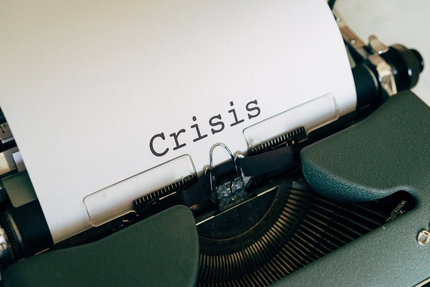 crisis-5238322_1920