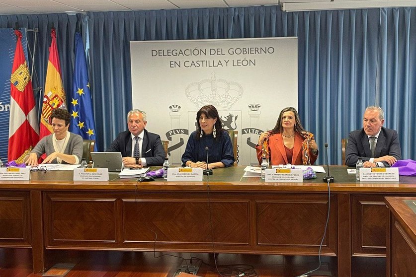 La ministra de Igualdad, Ana Redondo, durante la reunión con las Unidades de Coordinación contra la Violencia sobre la Mujer y Unidades de Violencia sobre la Mujer de las Delegaciones y Subdelegaciones del Gobierno. (Pool Moncloa)